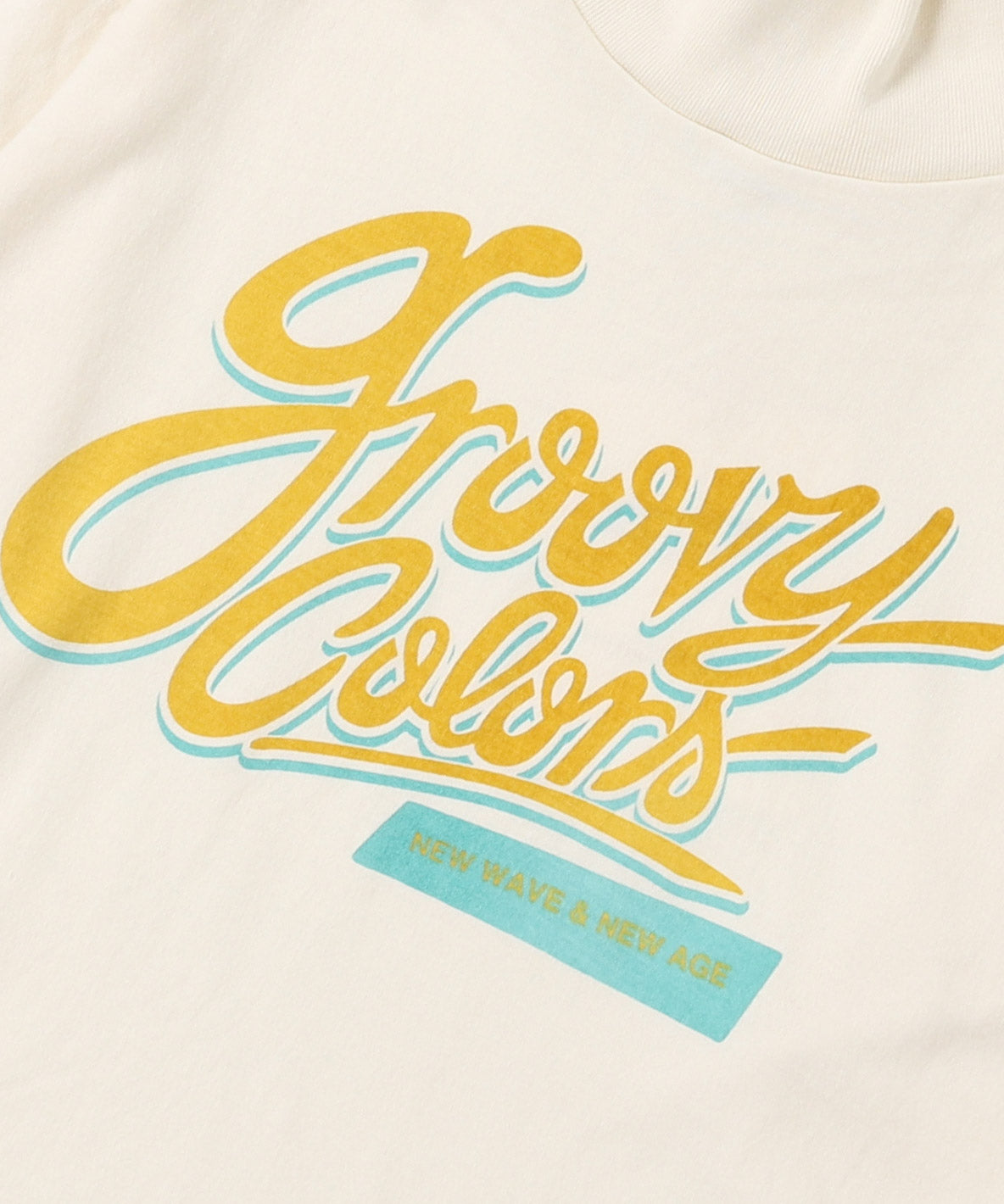 GROOVY High Neck Long Sleeve TEE