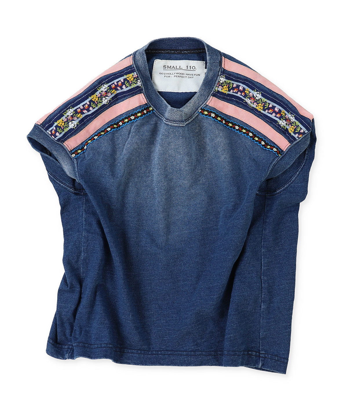 Vintage-like Tyrolean Sleeveless Tee