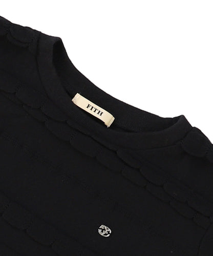 Scalloped Jacquard L/S Tee