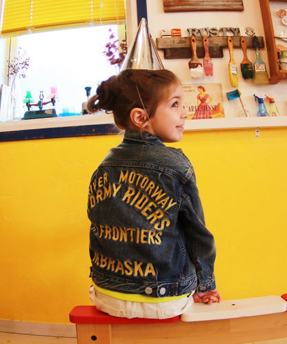 Airy Denim Embroidery Jacket