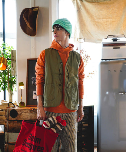 Twill Star Vest