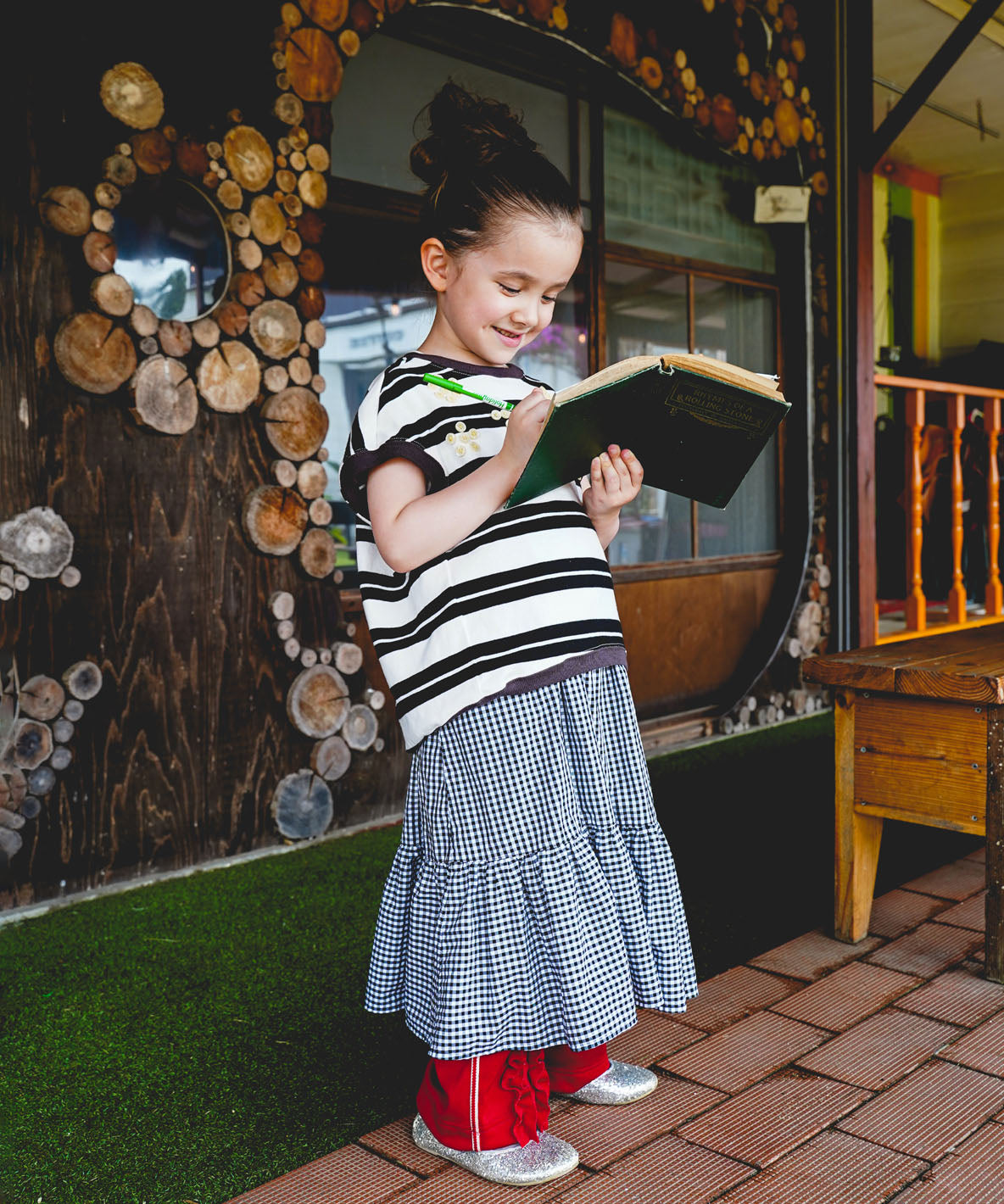 Striped Button Sleeveless Tee
