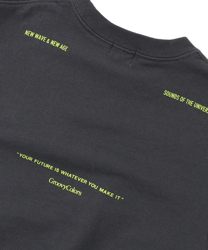 GROOVY Pocket Sweatshirt